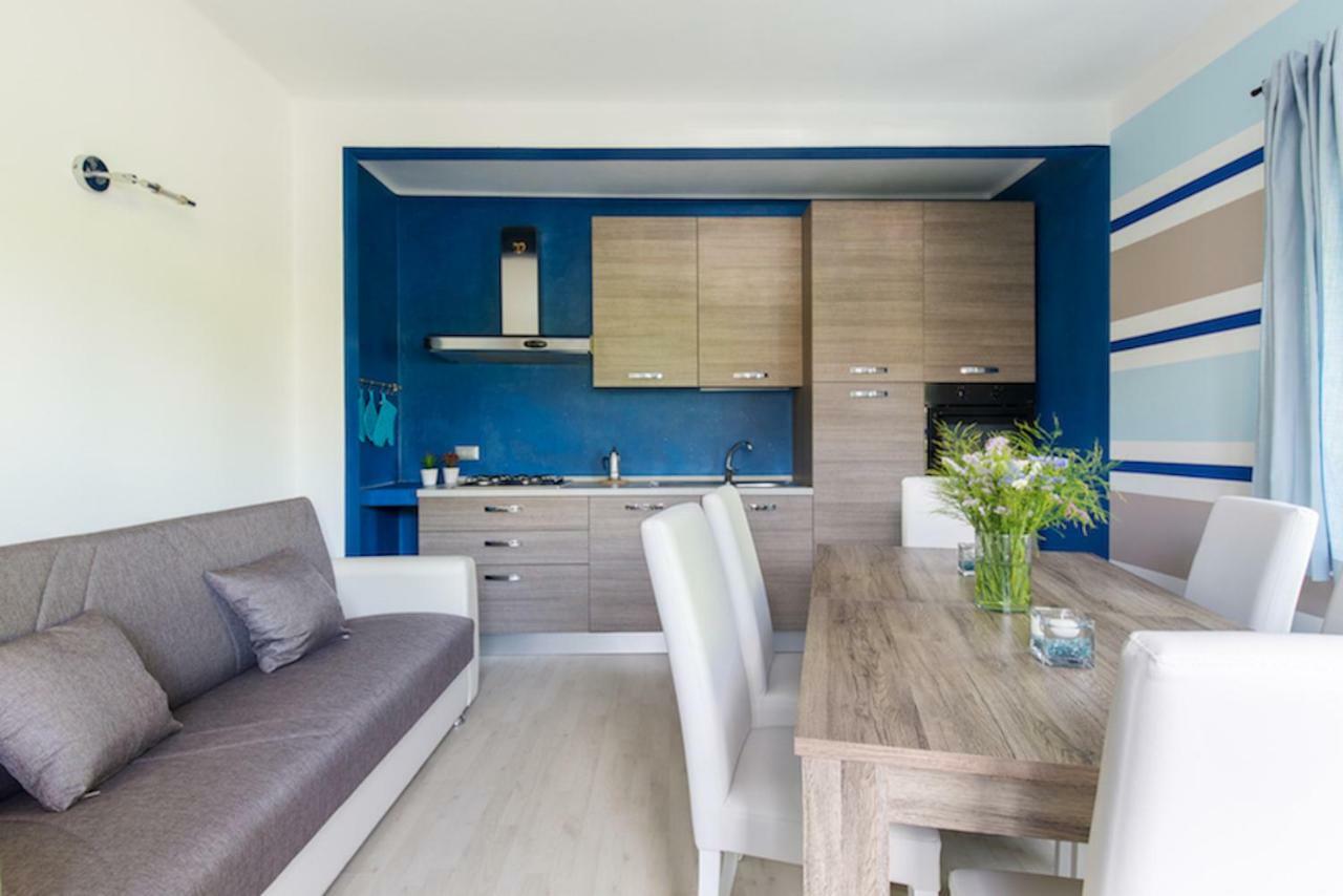 Indigo Blue Cannobio Luaran gambar