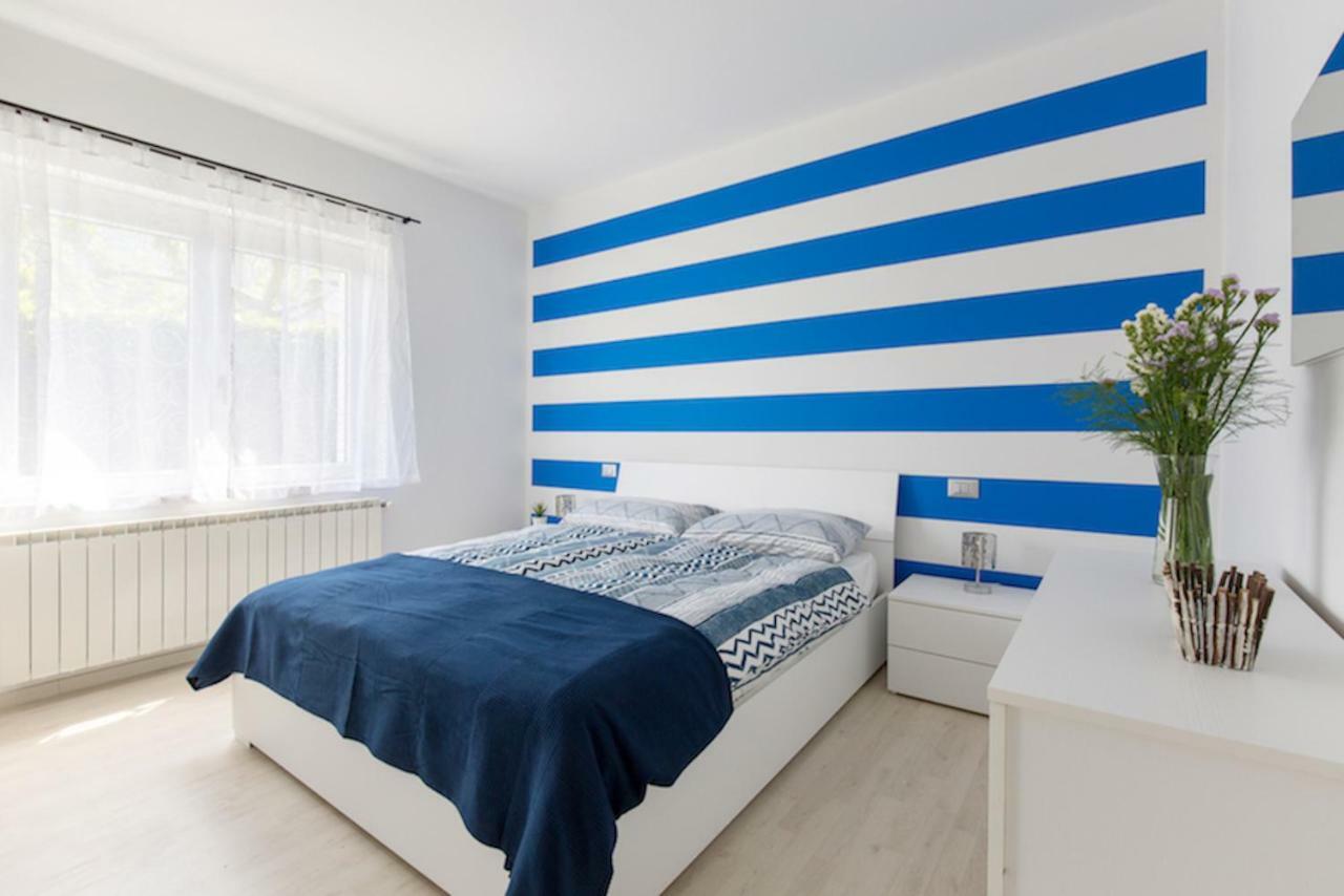 Indigo Blue Cannobio Luaran gambar